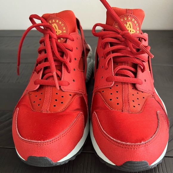 Used Womens Nike Air Huarache “Cinnamon” - Picture 2 of 10